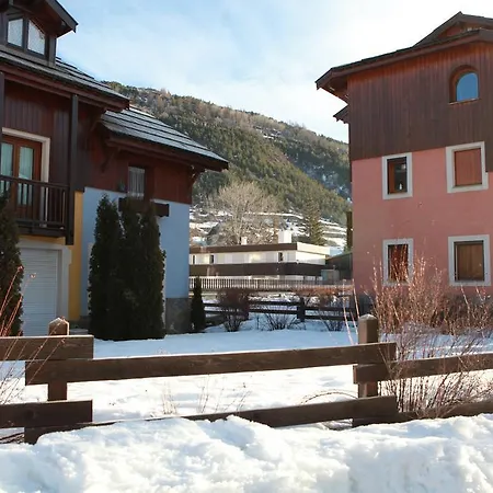 Petit Sport Panzió La Salle-les-Alpes